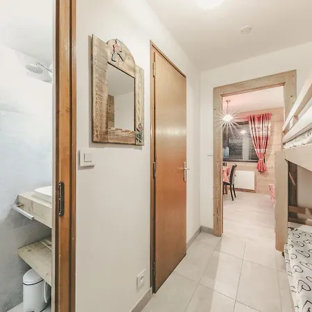 Apartment Confortable Pour 3 Avec Wifi, Parking Proche Telecabine
