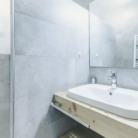 2* Chatel: 3 Pers, Balcon, Parking, Proximite Remontees, Centre, Forme D'o - Fr-1-676-141 Châtel